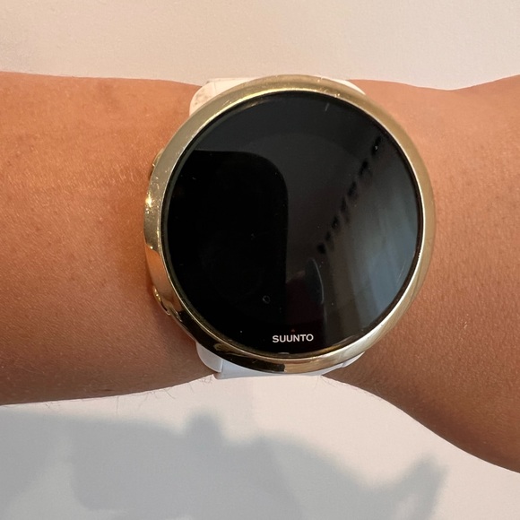 SUUNTO Fitness 3 Smart Watch - Picture 1 of 2